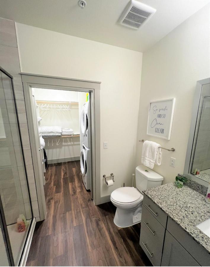 1 Bedroom W Balcony View Resort Pool Free Parking Addison Exterior photo
